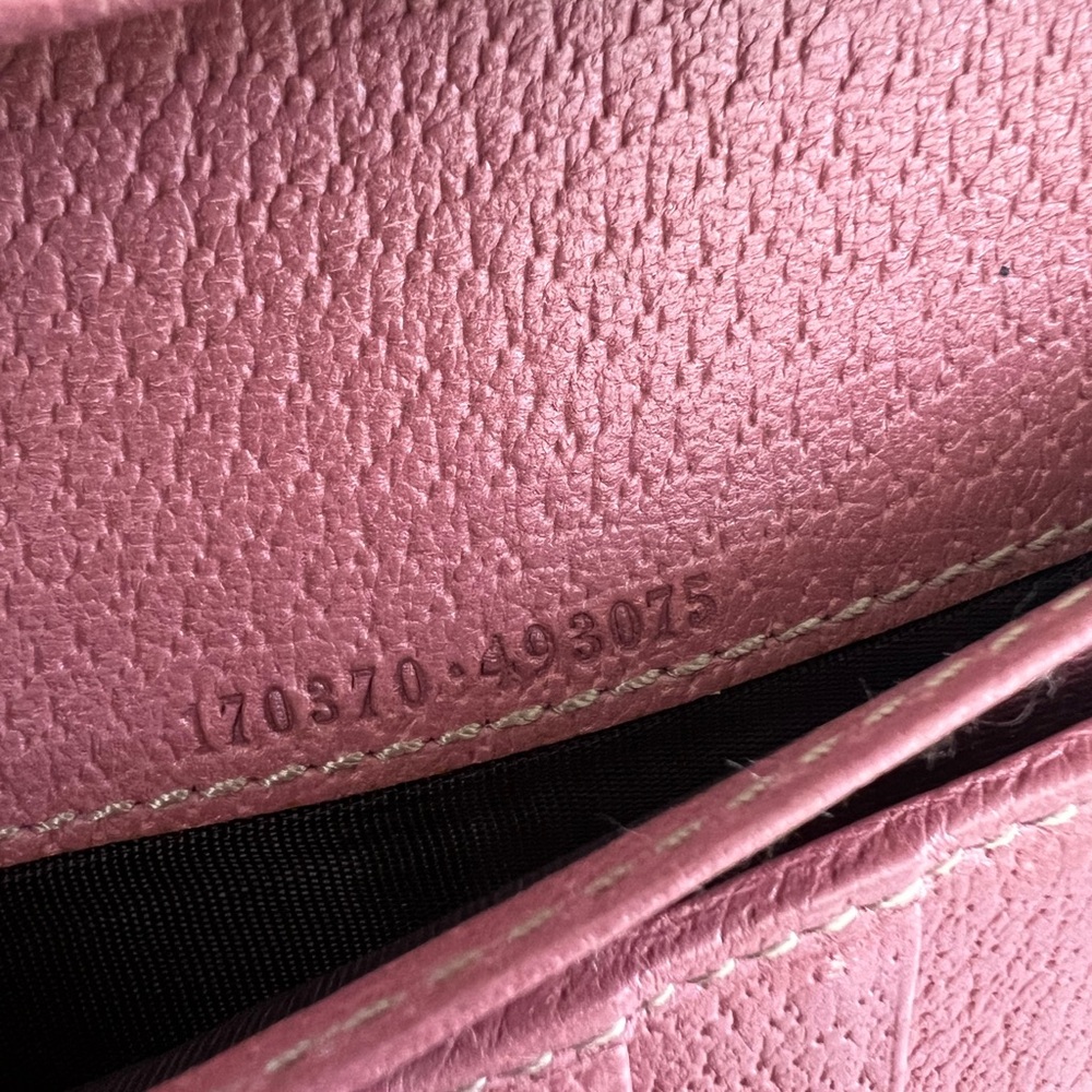GUCCI Rose Pink Leather Continental Wallet with Gold Script Logo - Picture 9 of 11